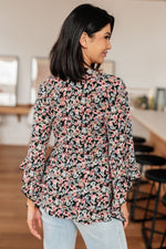 Load image into Gallery viewer, Have It All Angel Sleeve Top in Black Floral
